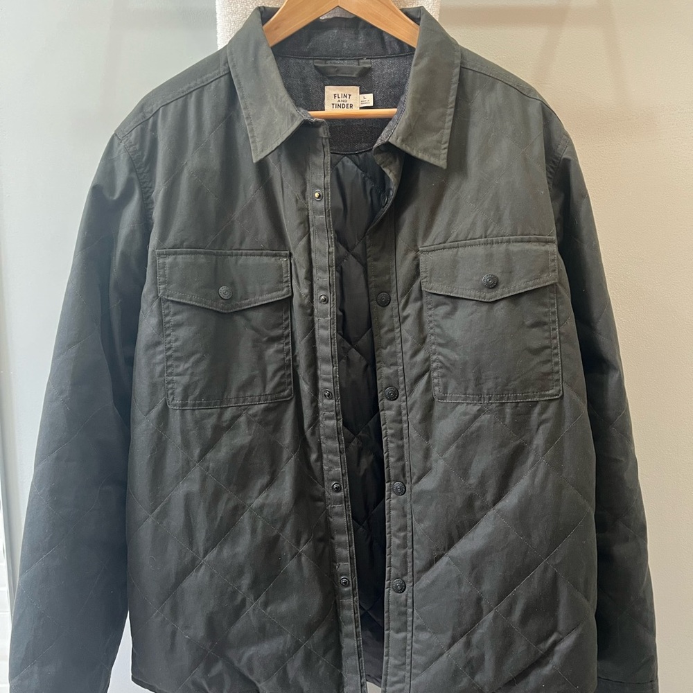 Flint & Tinder Men's Quilted Shirt Jacket / Dark Green/Gray (see pictures)